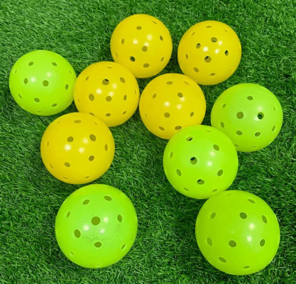 Outdoor Training High Quality PE 40-Hole Professional Pickleball Ball